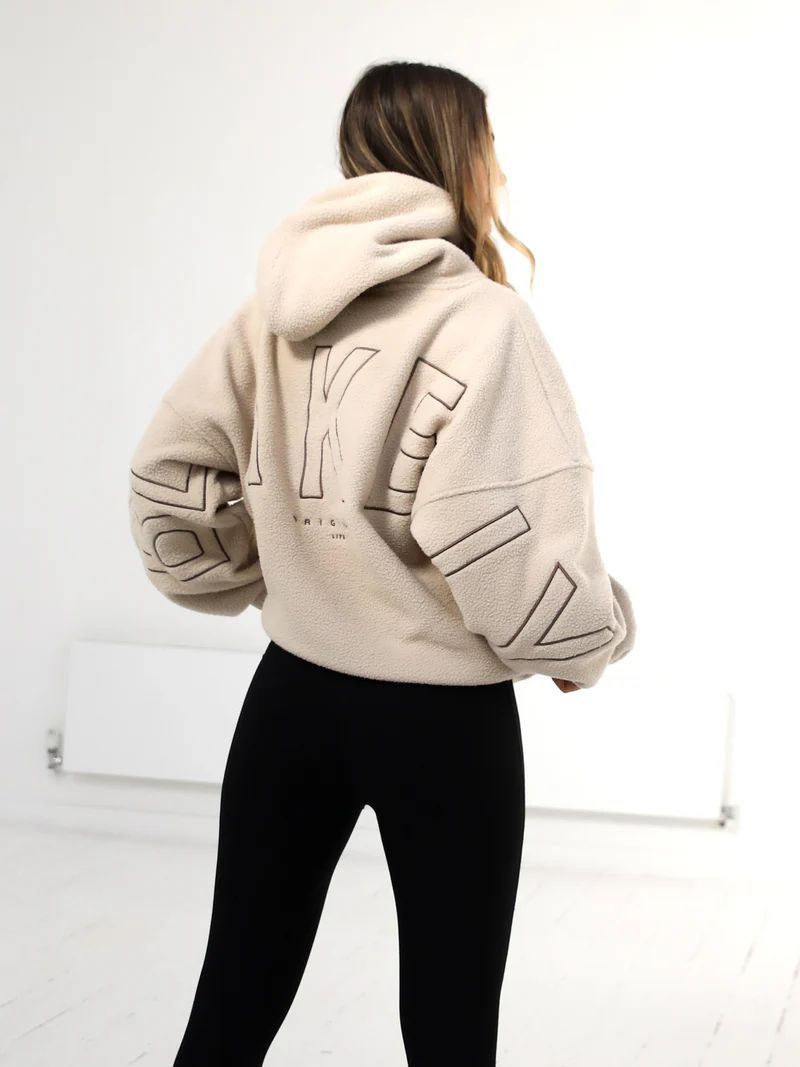 Women’s Loose Embroidered Lamb Fleece Coat – Warmth Meets Elegance