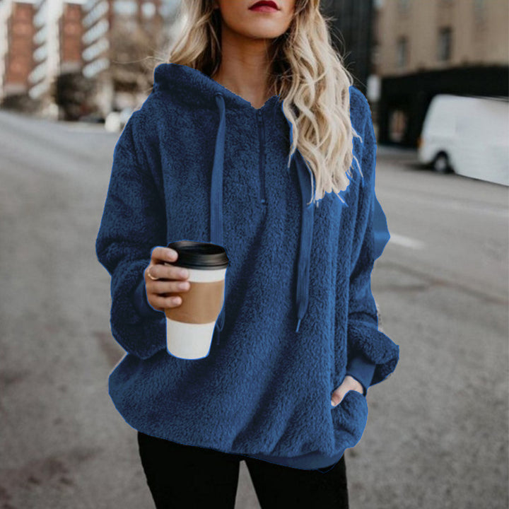 women’s fleece hoodie back view relaxed shoulder line autumn look context