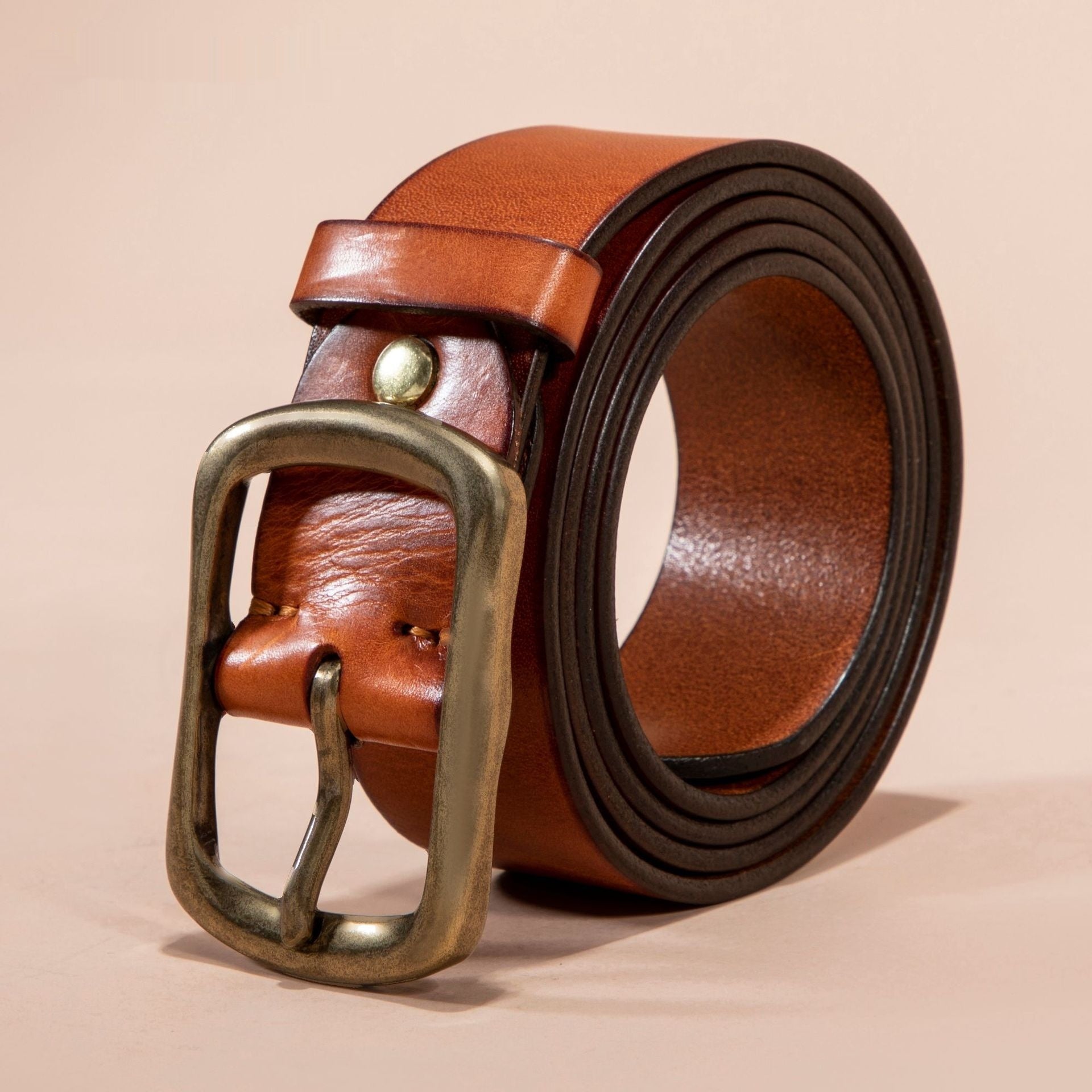 men’s retro leather belt brass buckle waist styling outfit detail shot