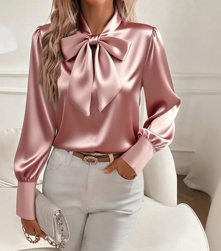 Work blouse for women with elegant neckline and soft pullover fit