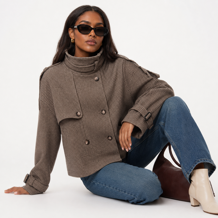Relaxed-fit houndstooth coat for women in dark brown polyester with its regular sleeves, medium thickness, and button details