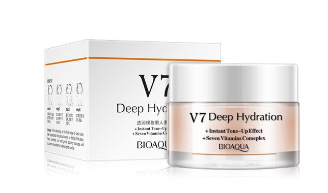 Peach BIOAQUA V7 cream jar with a silver lid and matching white carton, showing the printed front label on a white background