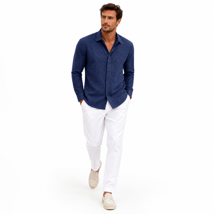 Men’s long sleeve shirt with a clean front design, emphasizing good fit, practical styling and daily versatility.