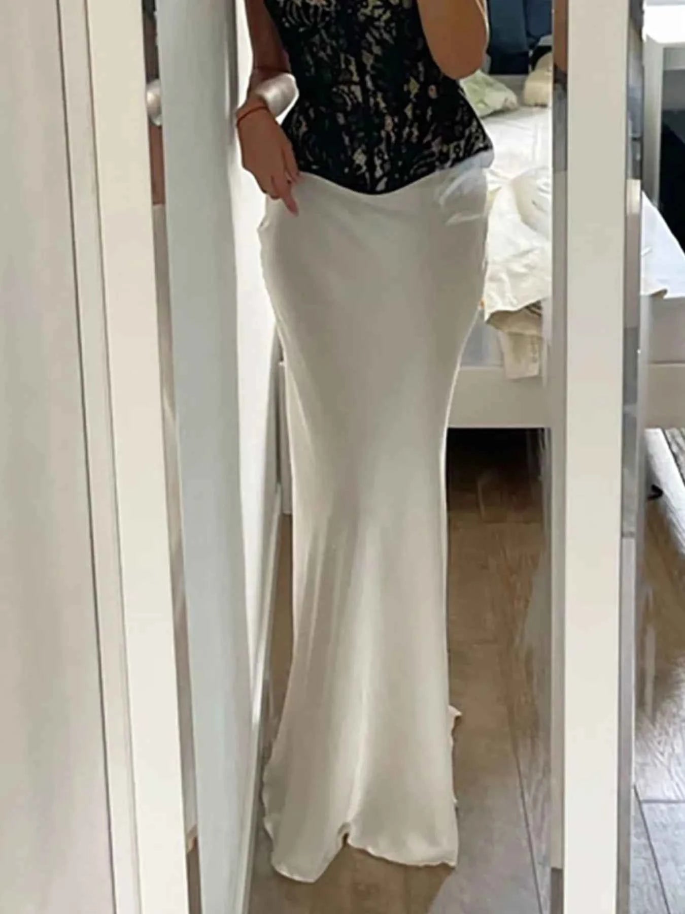 High-Waisted Maxi Skirt - Flowy Comfort & Chic Style