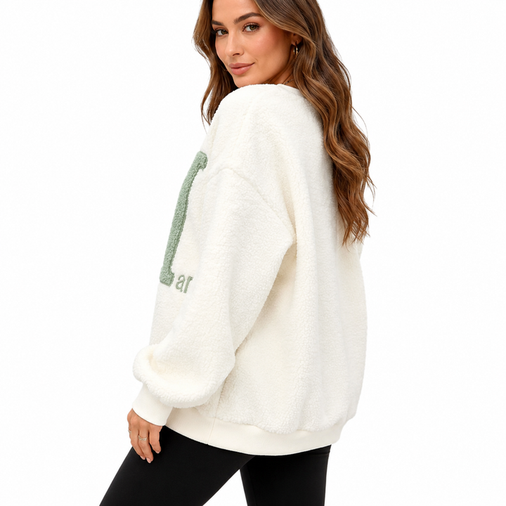 Casual fleece pullover women can wear for coffee runs, work from home days and relaxed layering in cool weather styling fit!!