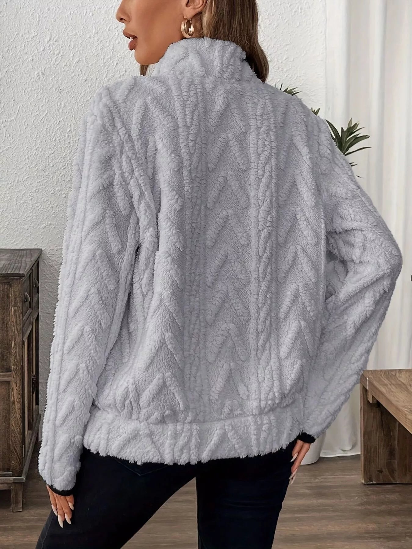 women's oversized fleece pullover quarter zip closure contrast stitching athleisure loungewear plus size

