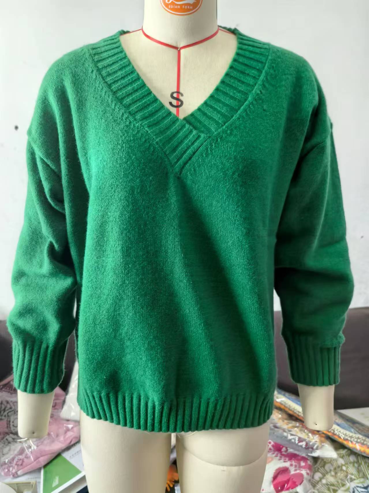 Women’s V-Neck Sweater   Cozy Loose Knit for Autumn & Winter
