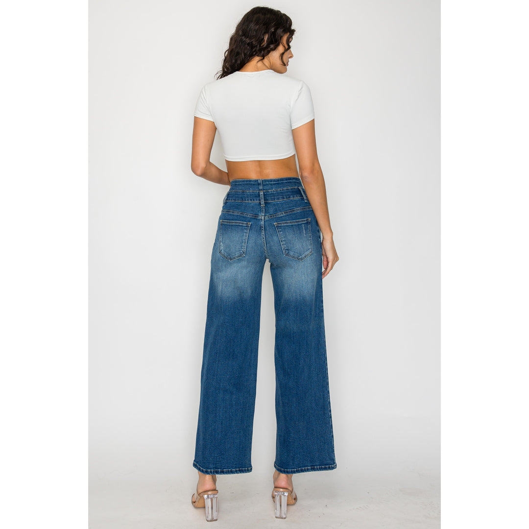 Women’s Medium Blue Wide Leg Jeans side profile elongating fit