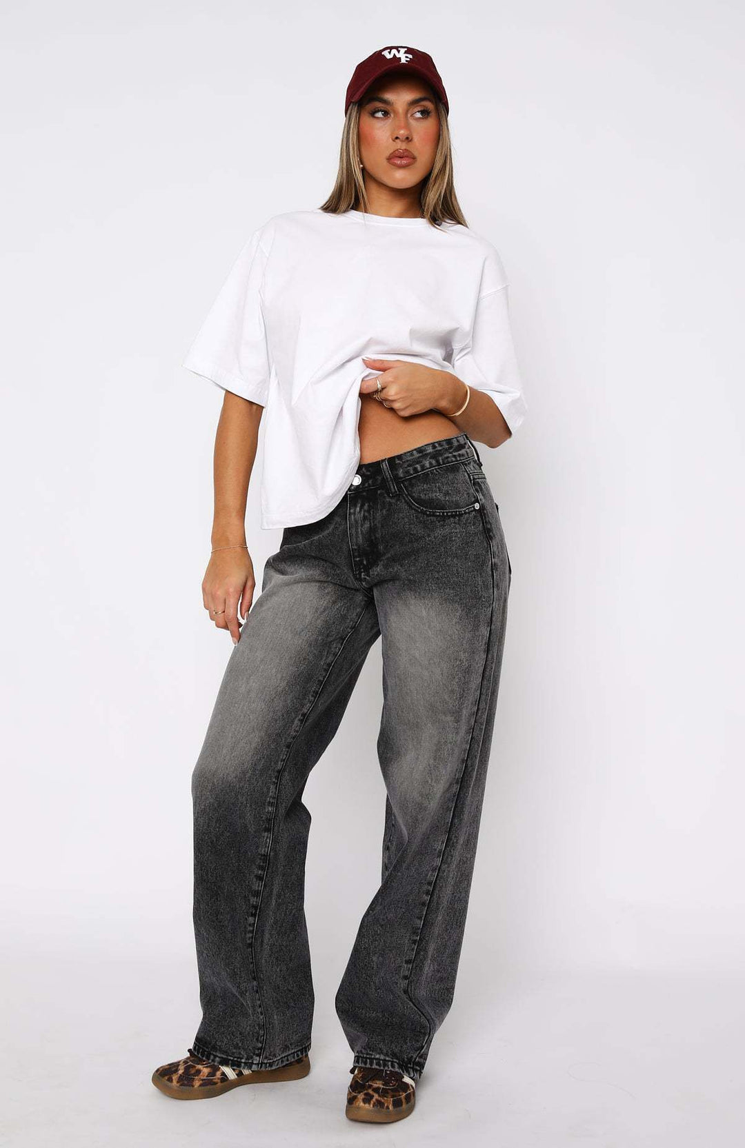 high waist wide leg jeans hem touching floor modern styling