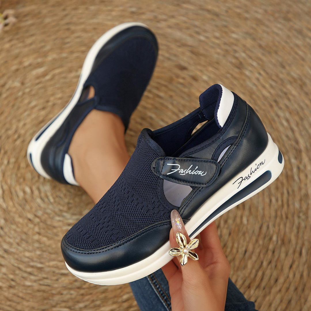 flexible outsole women walking shoes