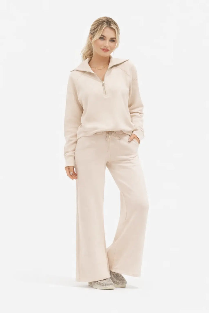 Leisure Sports Suit apricot two piece set relaxed fit wide leg trousers casual premium lifestyle context