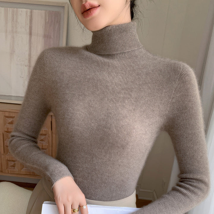 Women’s Slim Fit Wool Pullover – Warmth that Moves