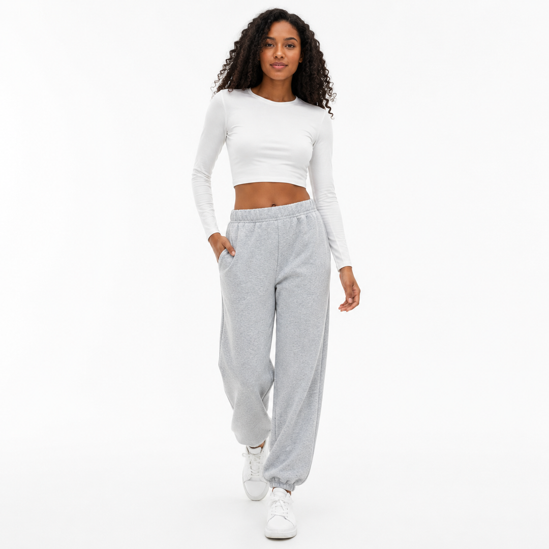 Gray winter warm fleece trousers with straight leg shape, easy movement and understated style for everyday wardrobe looks now