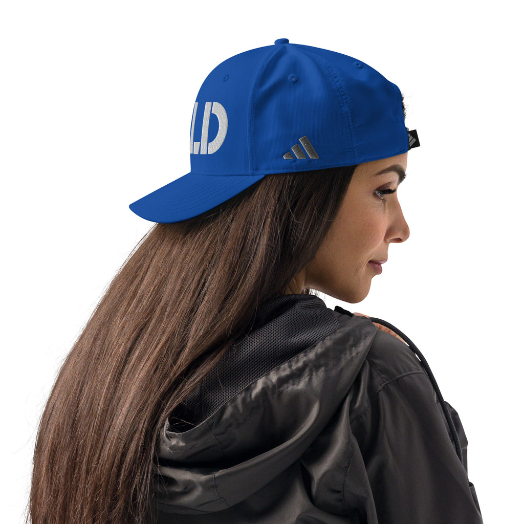 Athlete styling the cap with casual streetwear for a sleek sporty look.

