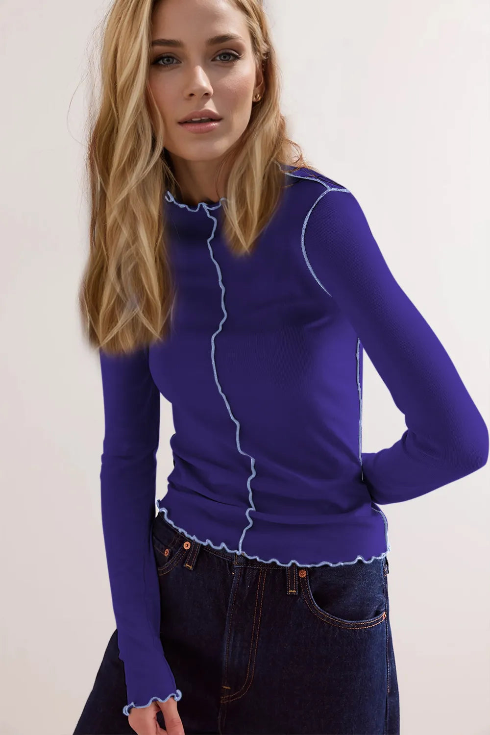 Basic Bae T-Shirt Flat Lay with Contrast Trim Highlight

