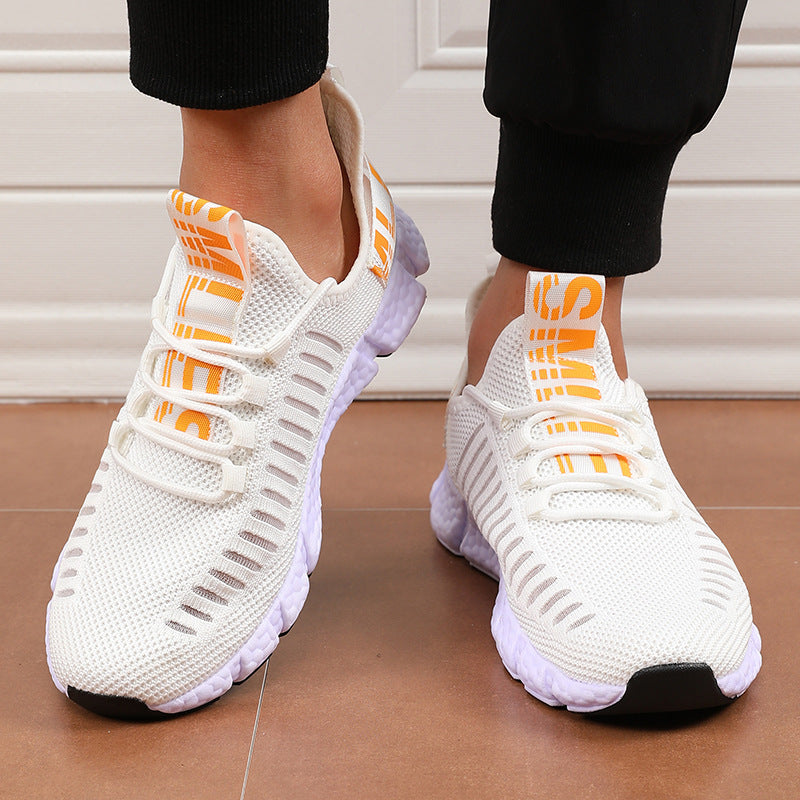 Breathable casual sneakers – cool-dry mesh lining keeps feet fresh on runs, commutes, and errands
