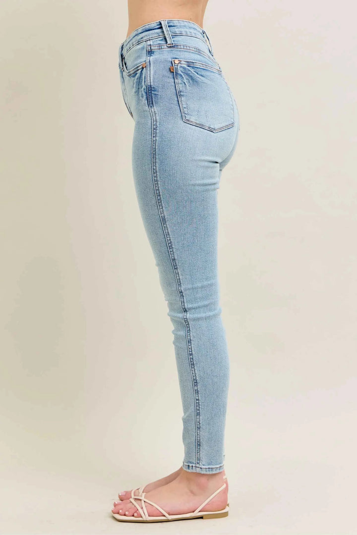 Judy Blue Mr. Tummy Control Plus Size Skinny Jeans