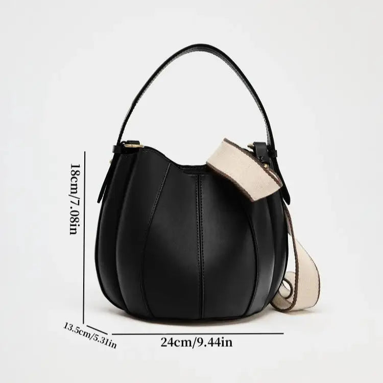 Chic Bucket Bag – soft structure, secure hasp, modern silhouette