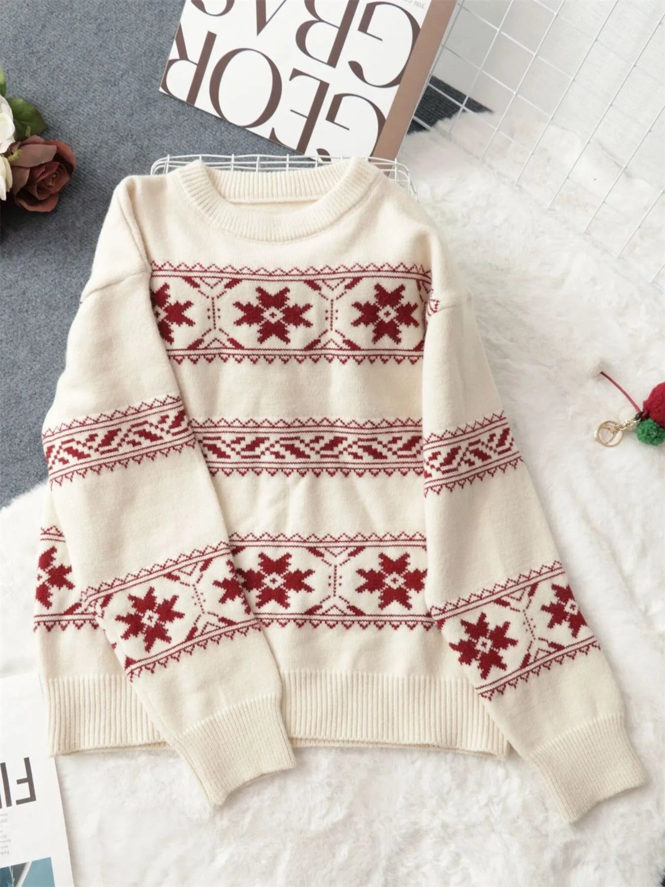 Christmas snowflake sweater – packaging and care card for gifting