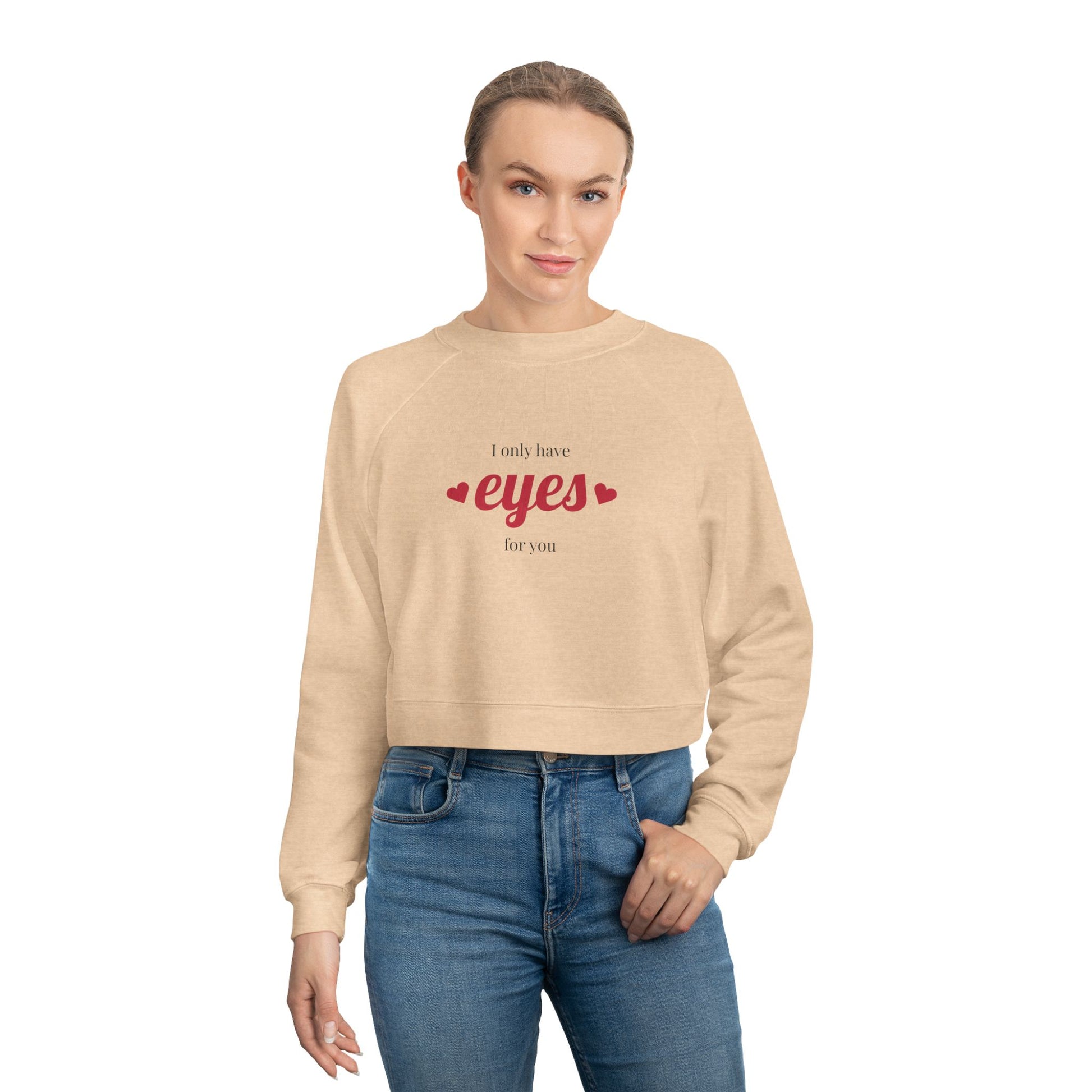 Cozy Netflix Night – Pullover, Socks, Candlelight

