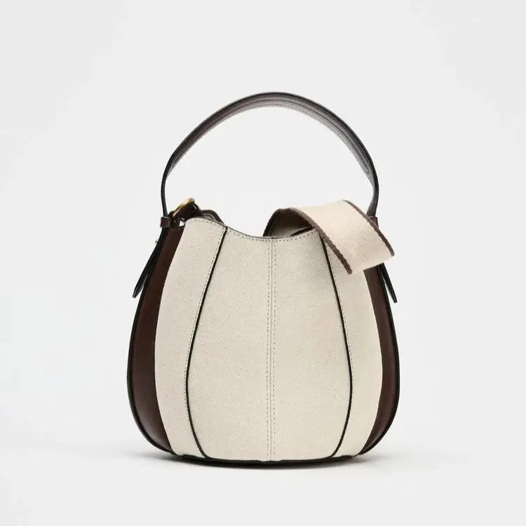 Everyday Bucket Bag – lightweight 0.36 kg with removable pocket wallet