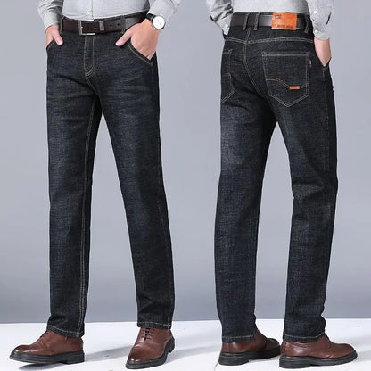 Everyday Elegance: Men's Straight Jeans in Distressed Finish – Lightweight and Breathable