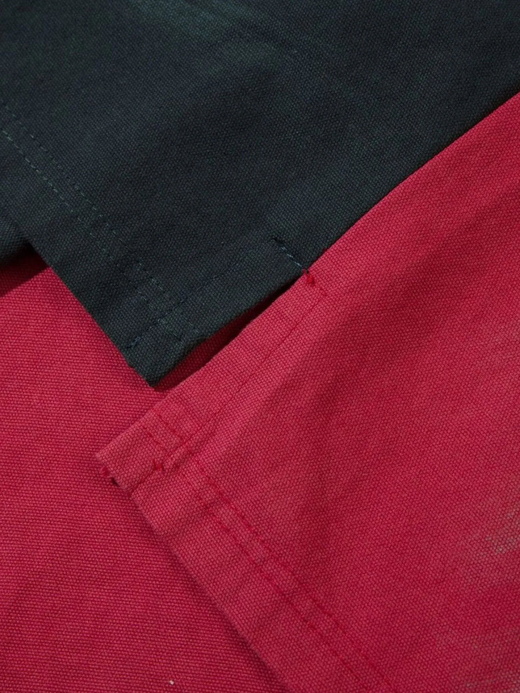 Fall outfit with men’s lettered cotton sweatshirt

