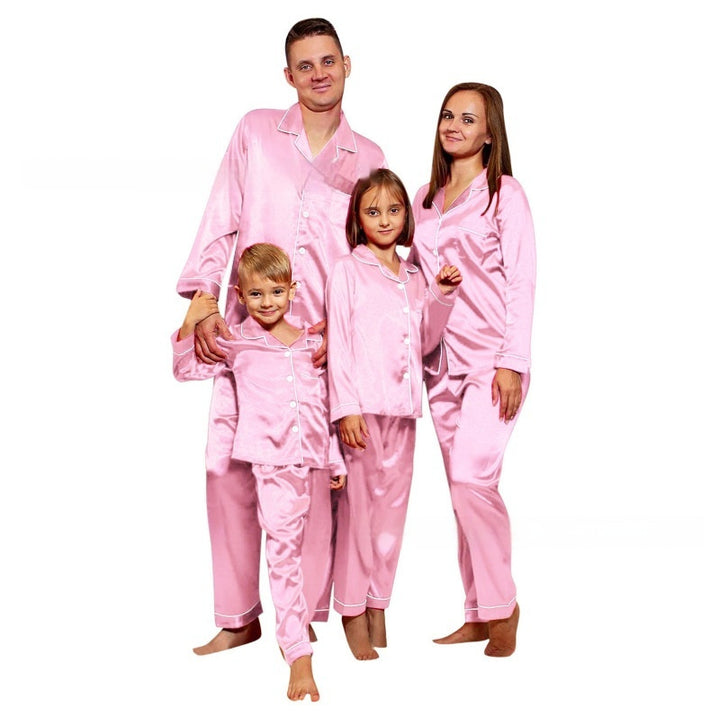 Family matching ice silk pajamas – perfect for lounging &amp; selfies