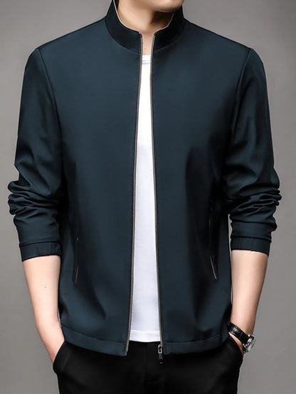 Gym to Street: Sleek Polyester Zipper Jacket Over Activewear

