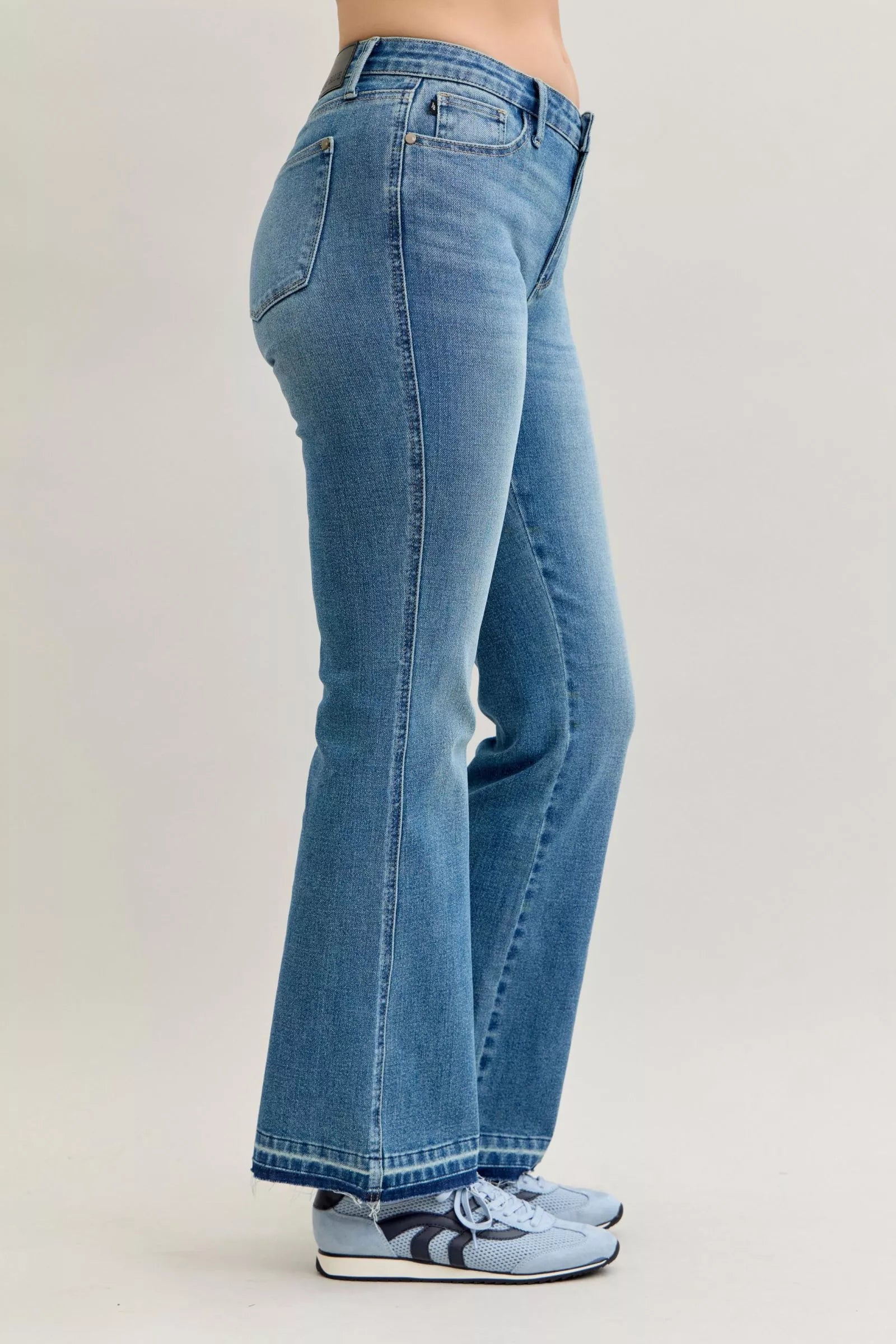 Judy Blue bootcut jeans – plus size curve-hugging stretch