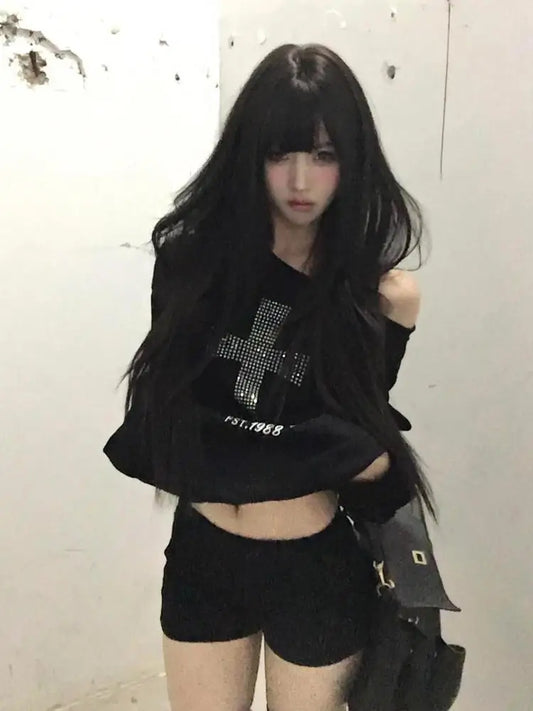 Loose-Fit Y2K Graphic Hoodie for Women with Cross Motif – Black Pullover for Festival Fire 