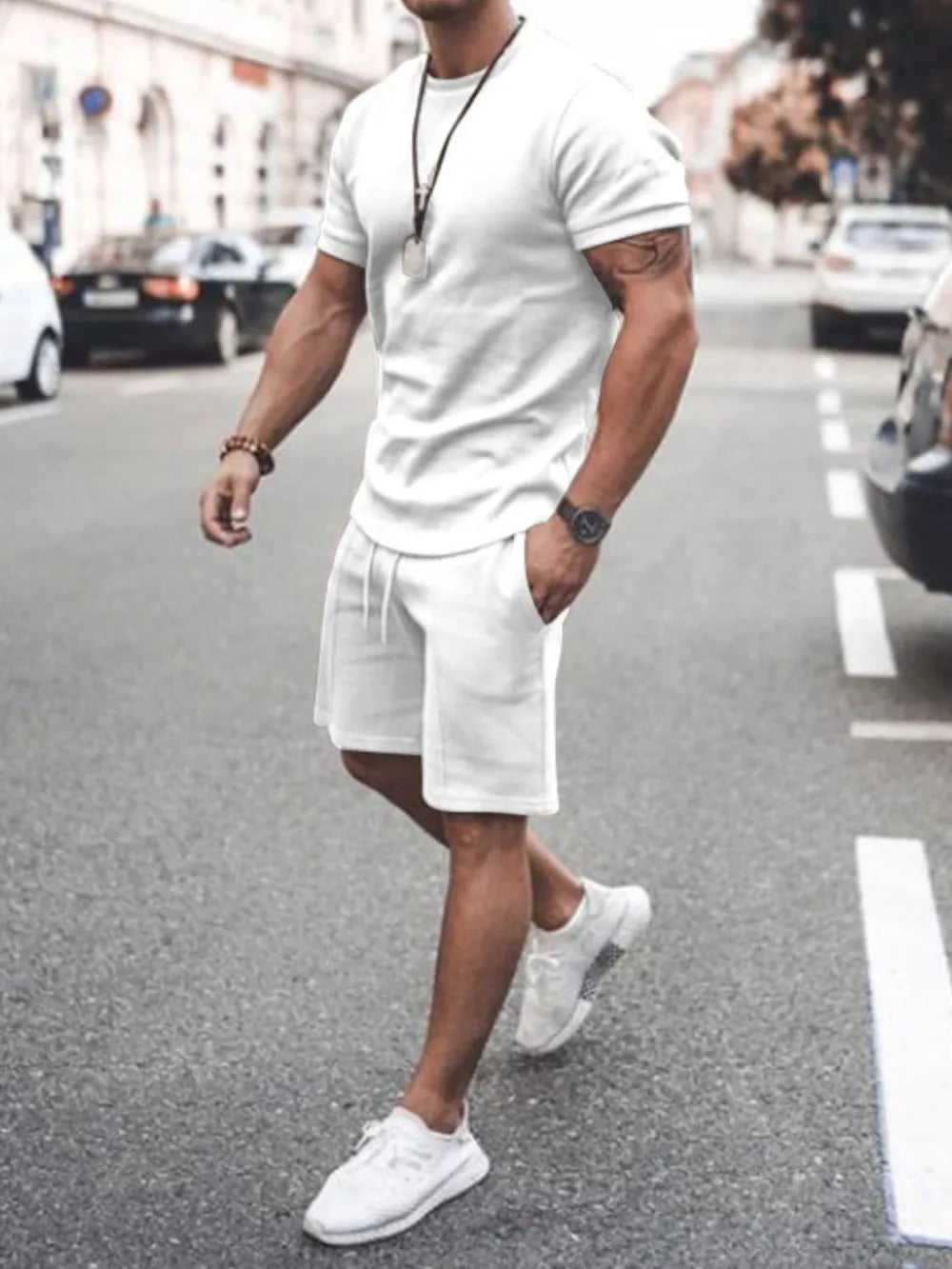 Round neck short sleeve top and shorts in black color

