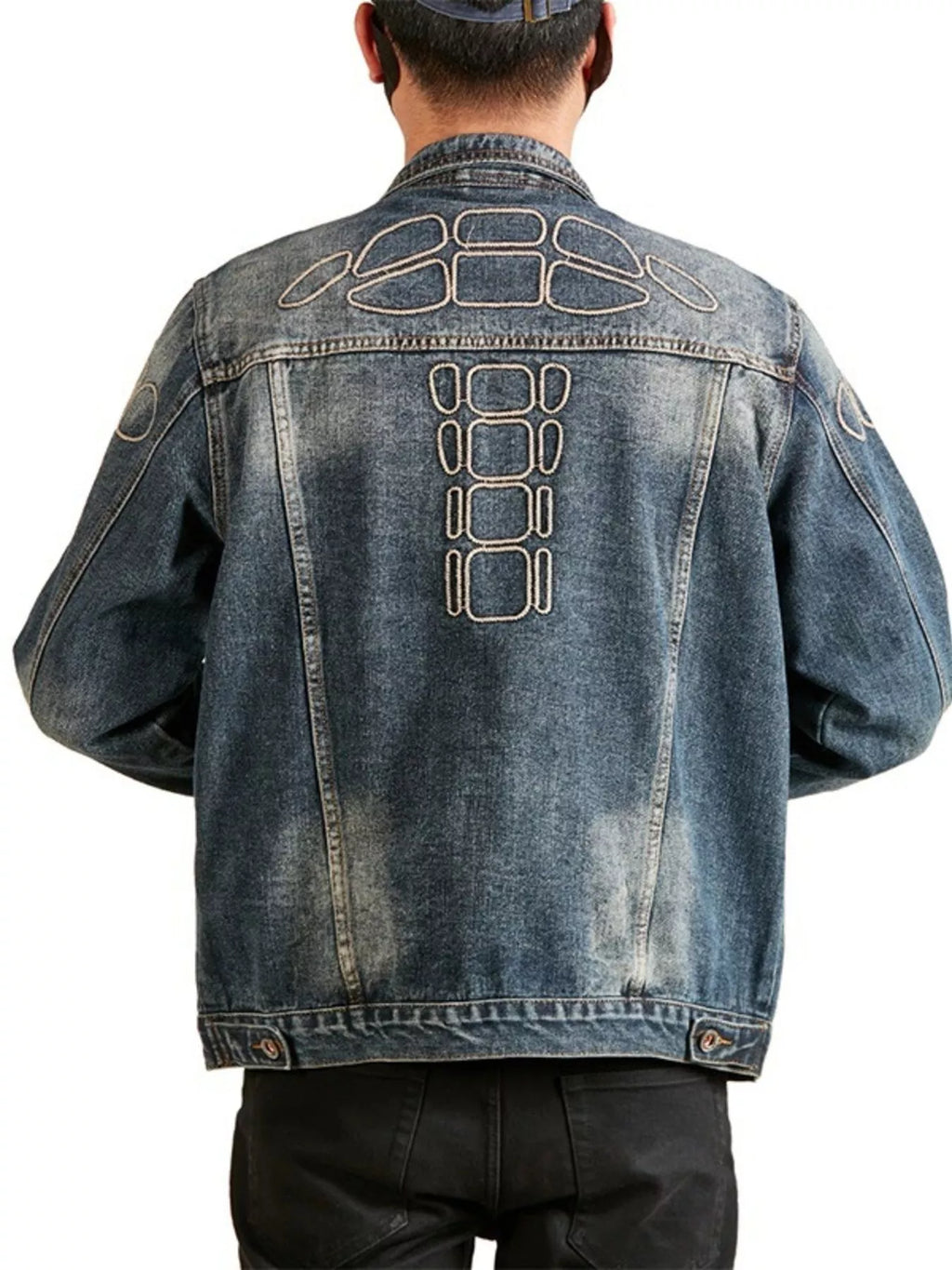 Men's plus size denim jacket pockets – secure and practical