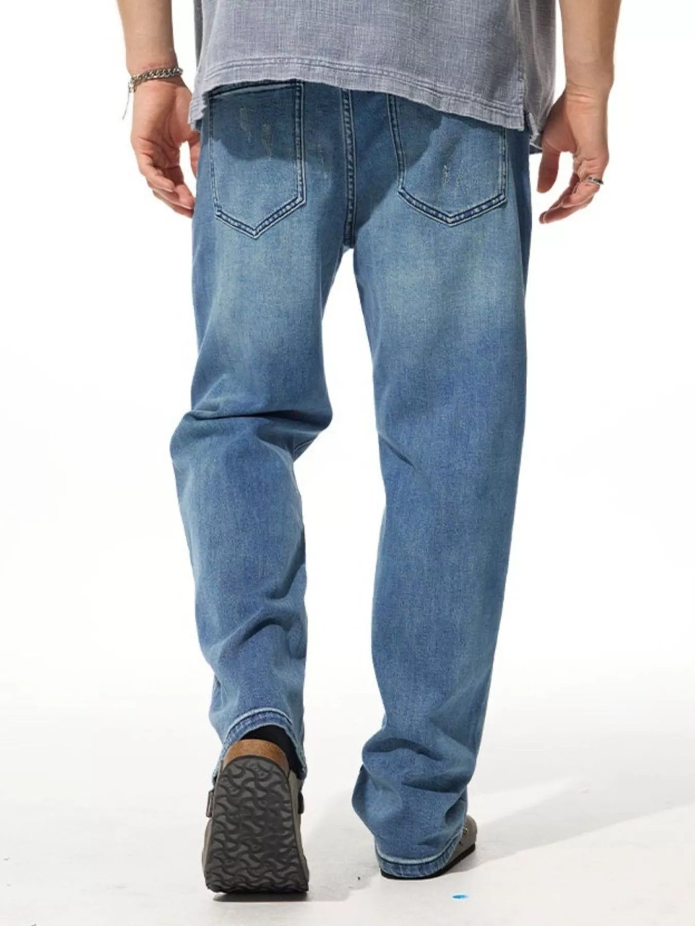 Men’s washed wide leg jeans – casual coffee run outfit, easy to style