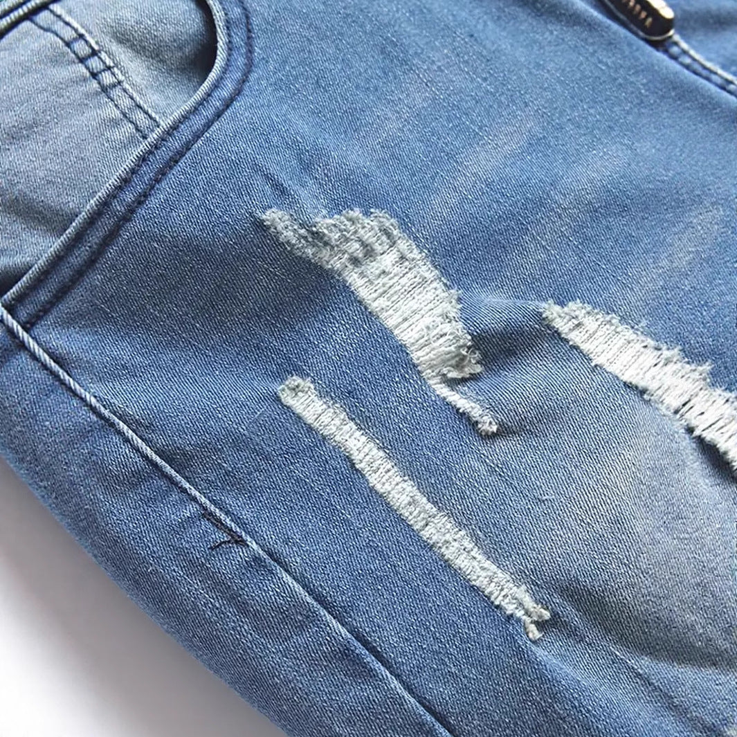 Modern Men’s Distressed Jeans – Medium Stretch for Comfort