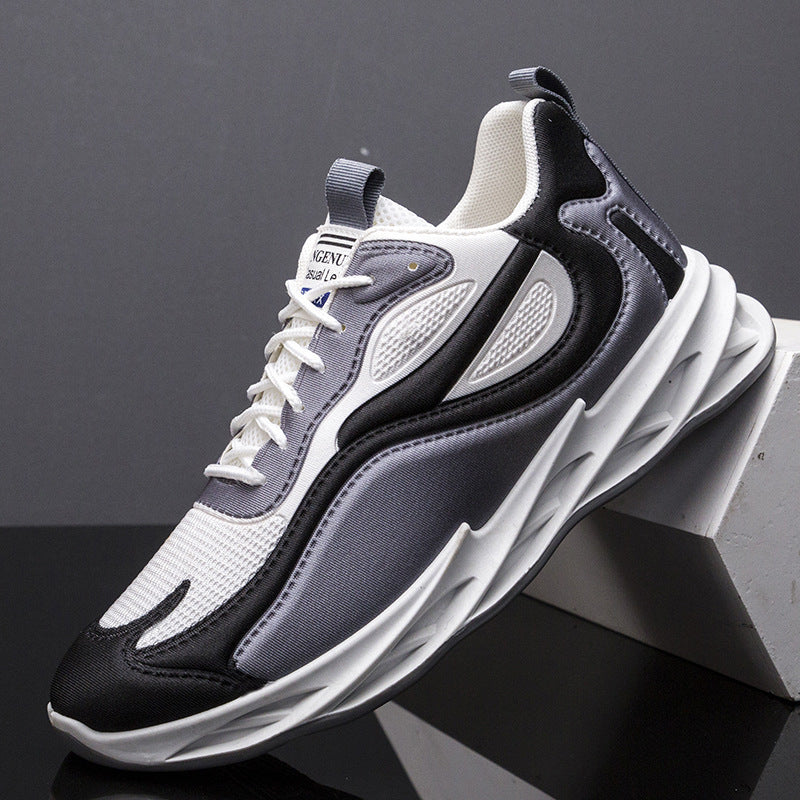 Men’s casual trainers with breathable design

