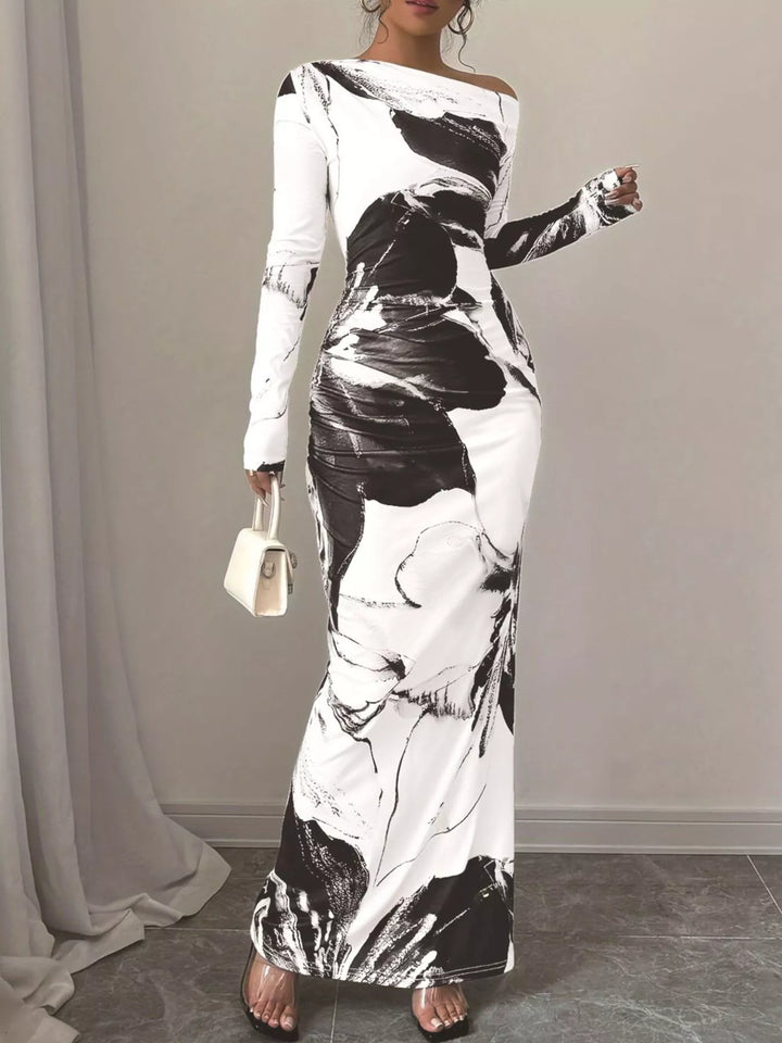 One shoulder strap construction, shoulder detail focus
