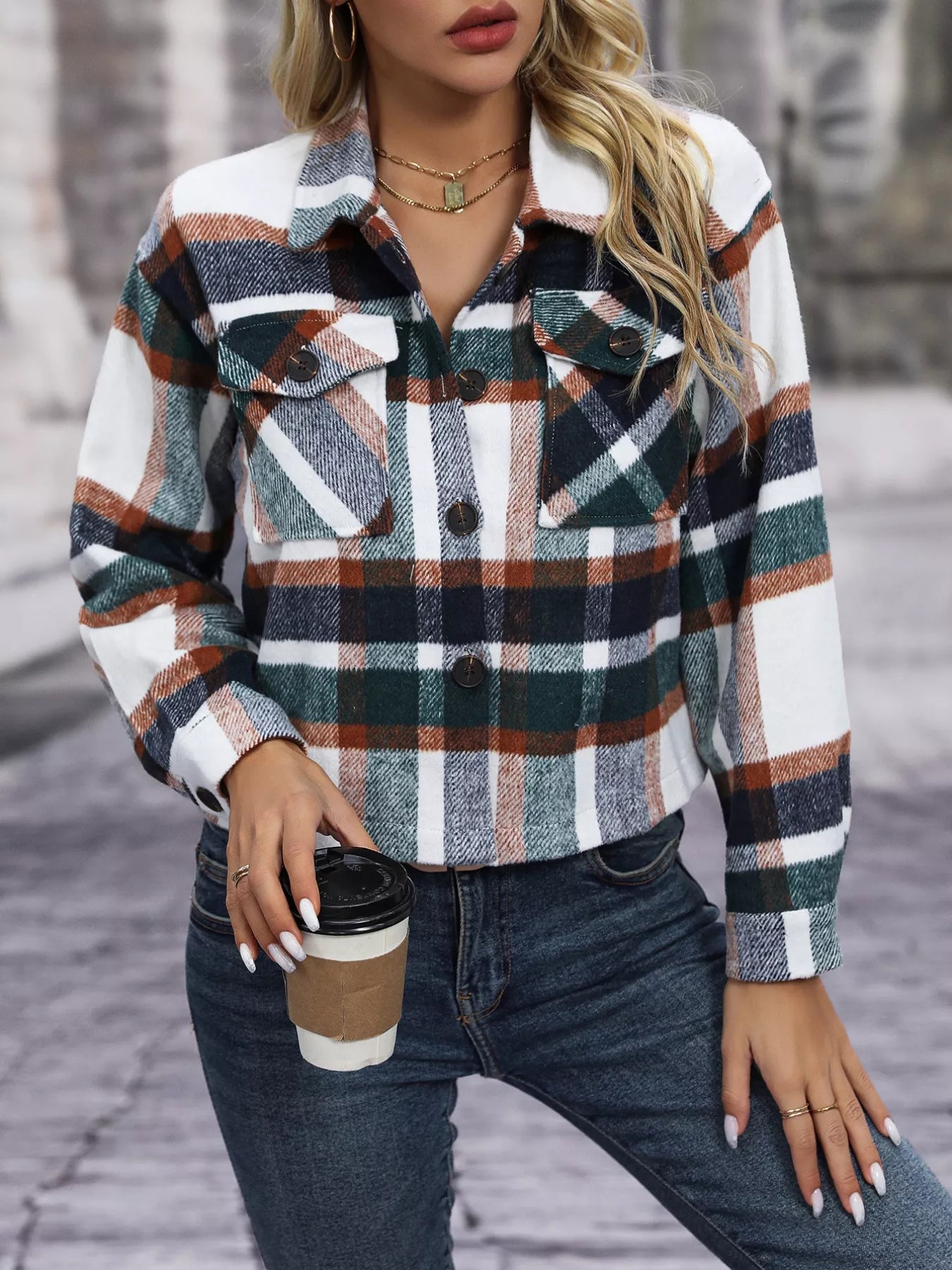 Plaid Oversized Button-Up Cropped Jacket – Weekend coffee run look with sneakers