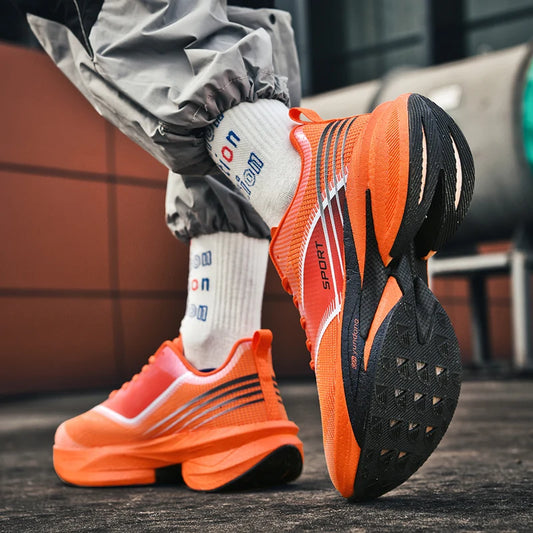 Platform men’s sneakers – lace-up fit, hard-wearing build