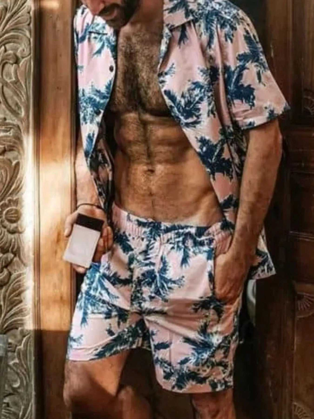 Quick-dry two-piece summer outfit for men with drawstring shorts

