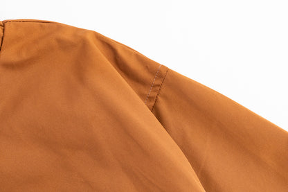 Pocket focus – sealed EDC pocket with phone

