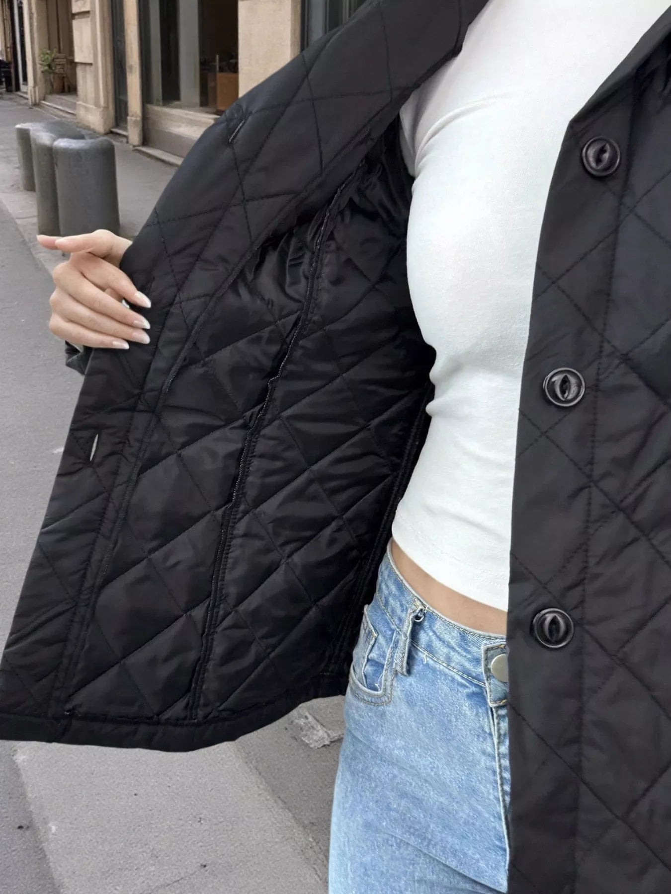 Quilted women’s jacket – lined comfort with sleek finish