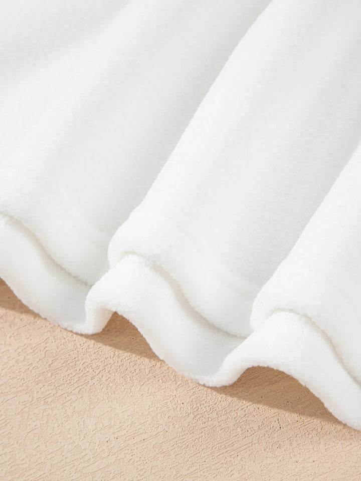 Relaxed fit pocketed shirt – perfect for layering

