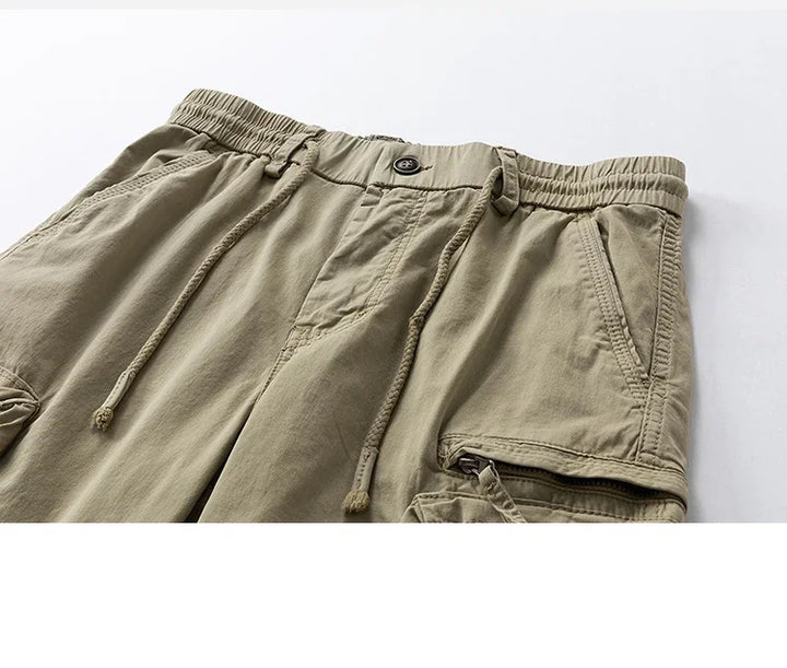 Original close-up of the khaki cargo shorts&