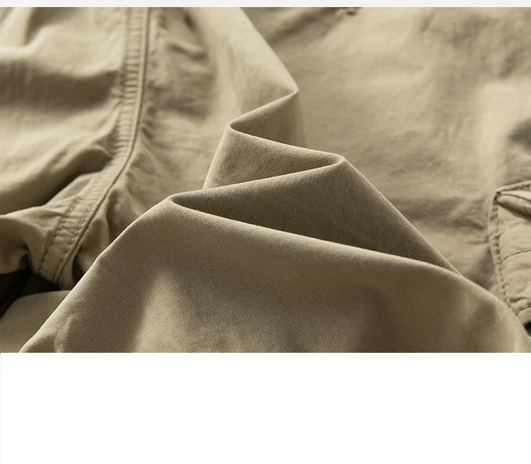 Original close-up of the khaki cargo shorts&