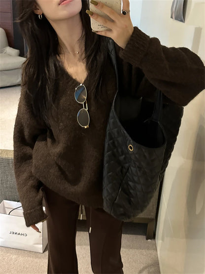 Women's V-Neck Minimalist   – Lightweight Comfort