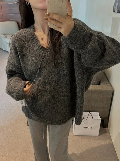 Women's V-Neck Minimalist   – Lightweight Comfort