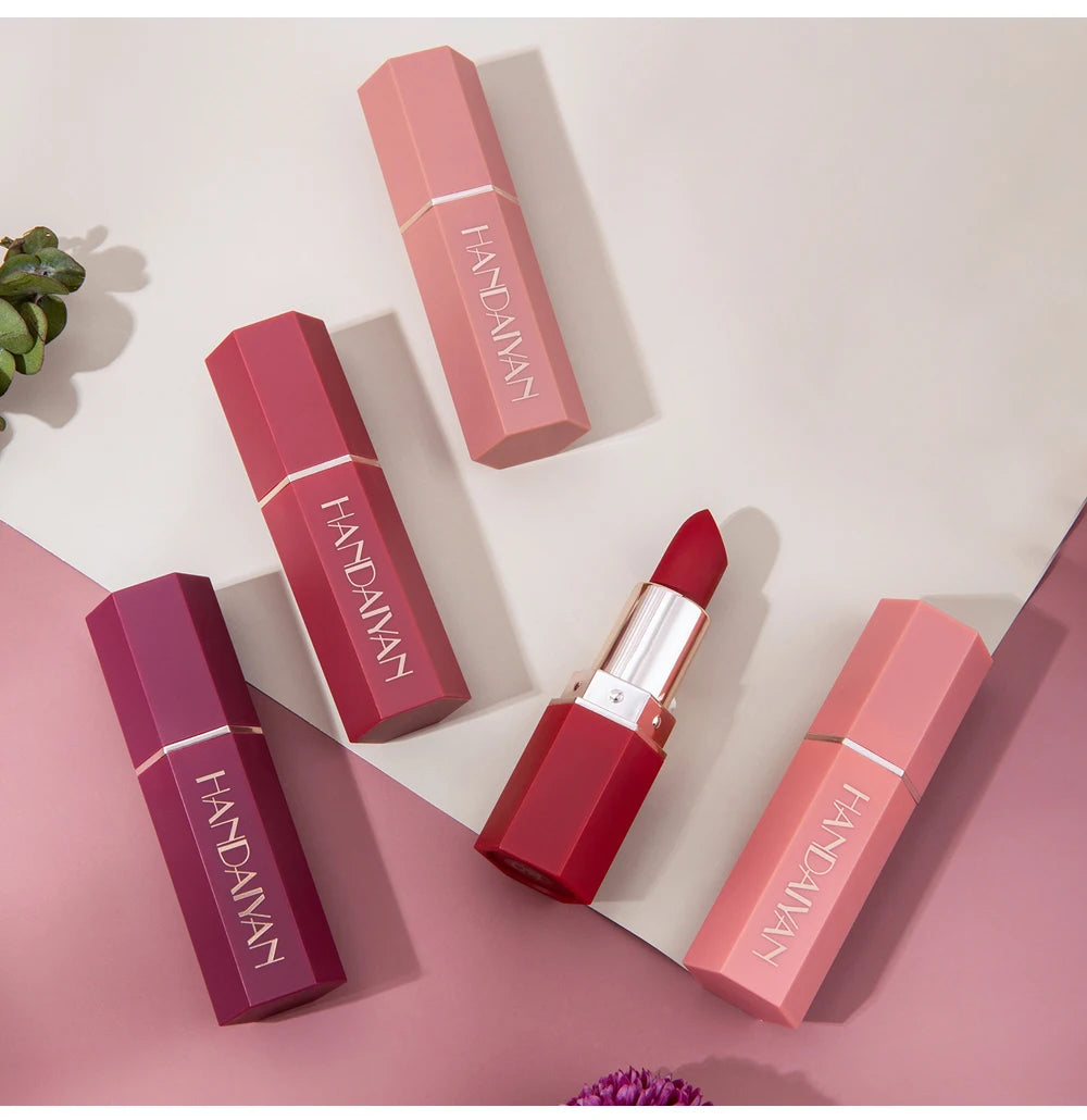 Matte Lipstick – 6 Colors, Non-Fading All Day