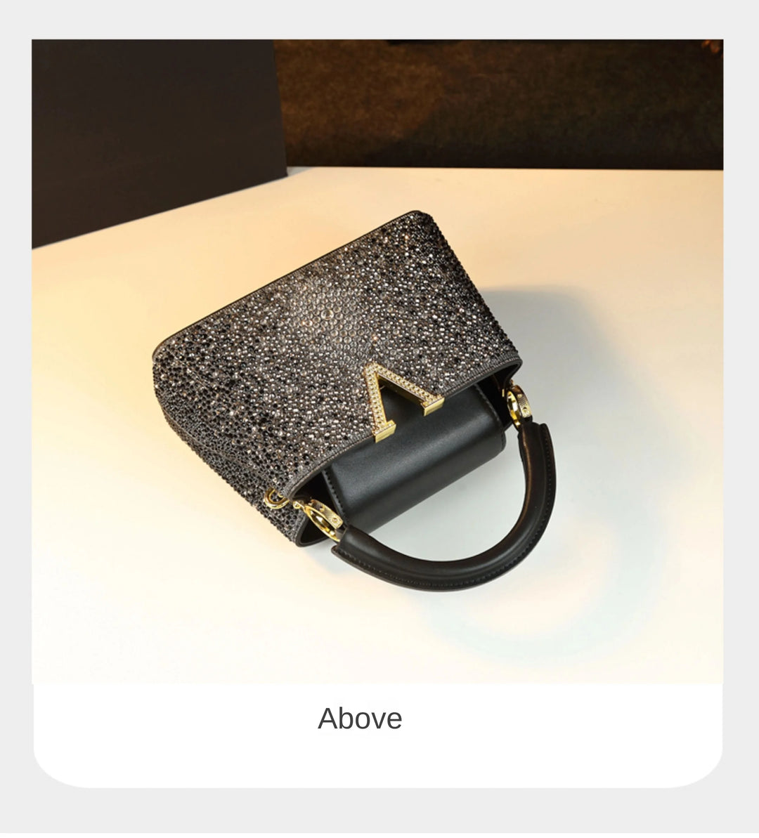 Genuine Leather V-Accent Crossbody – 21×13 cm