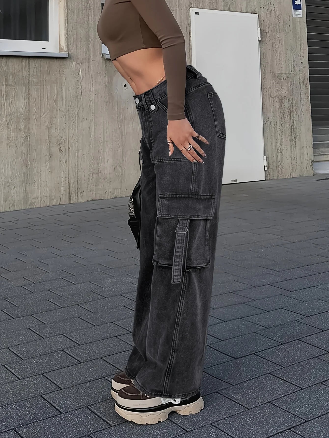 Women's Cargo Jeans: Unleash Bold Style